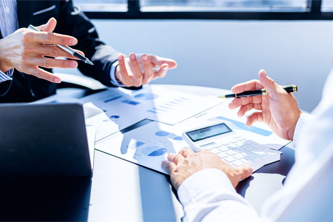 ご相談を承る株式会社INNOV8のスタッフ